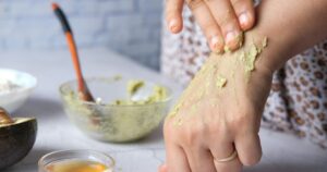 el truco de cocina para aliviar las quemaduras del sol