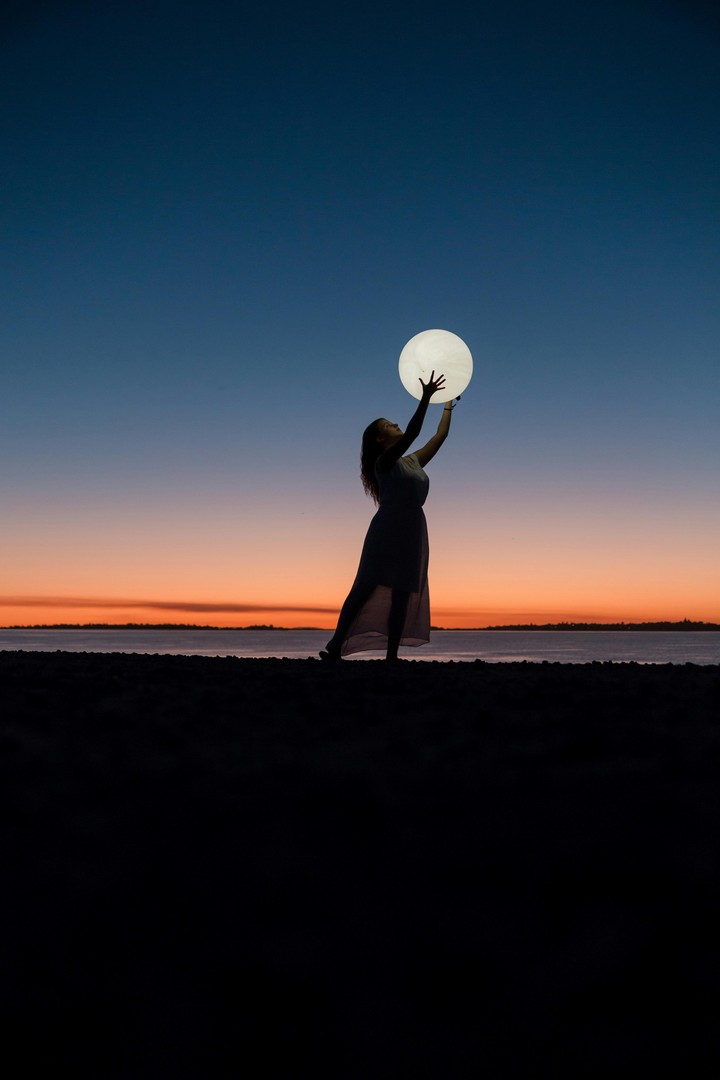 Cáncer experimentará estabilidad financiera y nuevas oportunidades laborales gracias a la luna llena de febrero. Foto: Pexels.