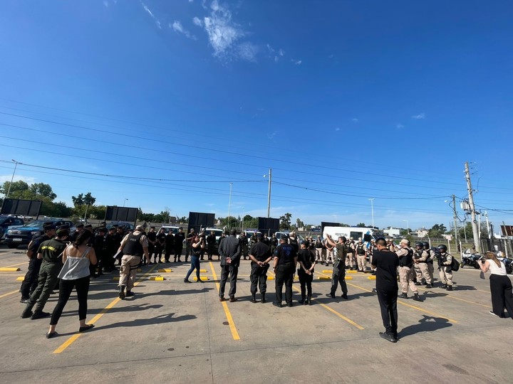 Fuerzas de Seguridad en Moreno este 4 de febrero.