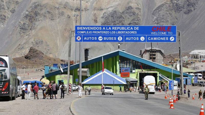 Los tours de compra impulsaron los viajes a Santiago de Chile. Foto: archivo