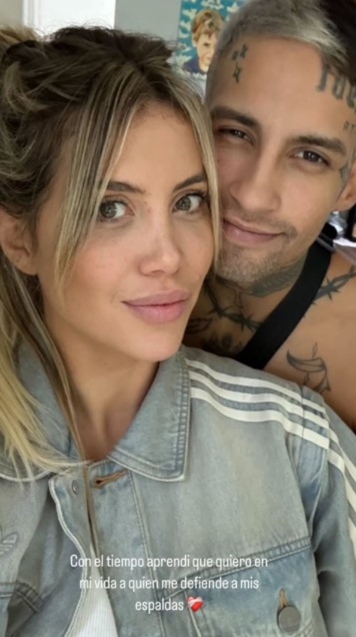 Wanda Nara se mostró junto a L-Gante y le dedicó un romántico mensaje por defenderla de mauro Icardi. | Foto: Instagram