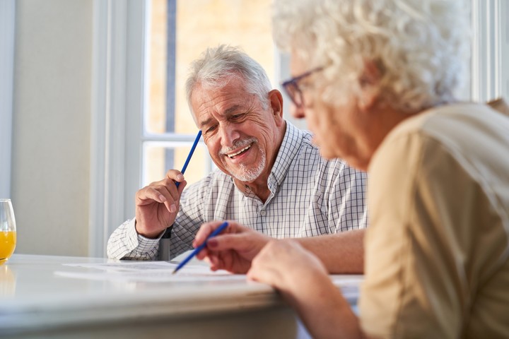 Cómo adoptar el lenguaje positivo de las personas exitosas en tu vida diaria. Foto Shutterstock.