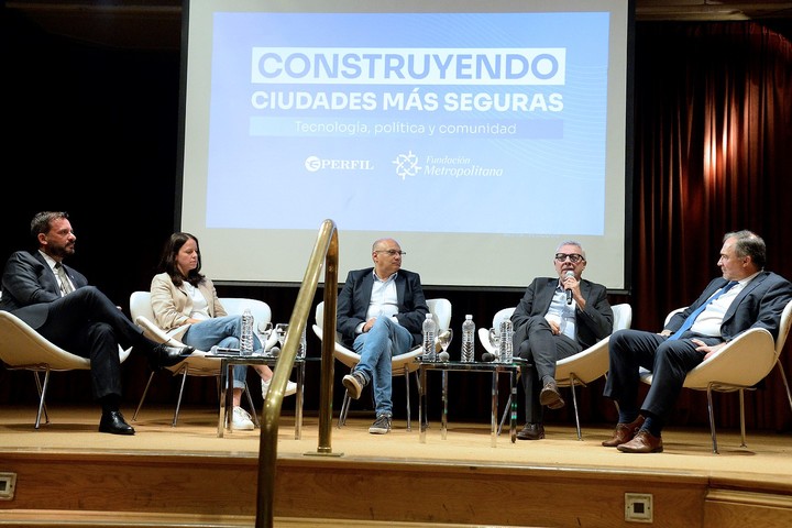 “Construyendo Ciudades Más Seguras": ciclo destinado a debatir sobre tecnologías y políticas públicas en materia seguridad.