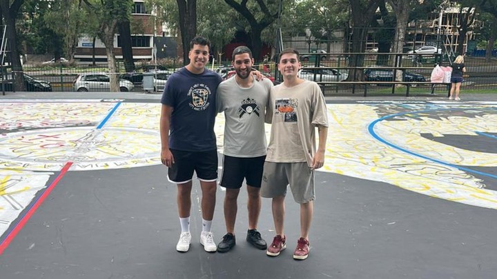 Legionarios. Los tres organizadores del evento de básquet. 