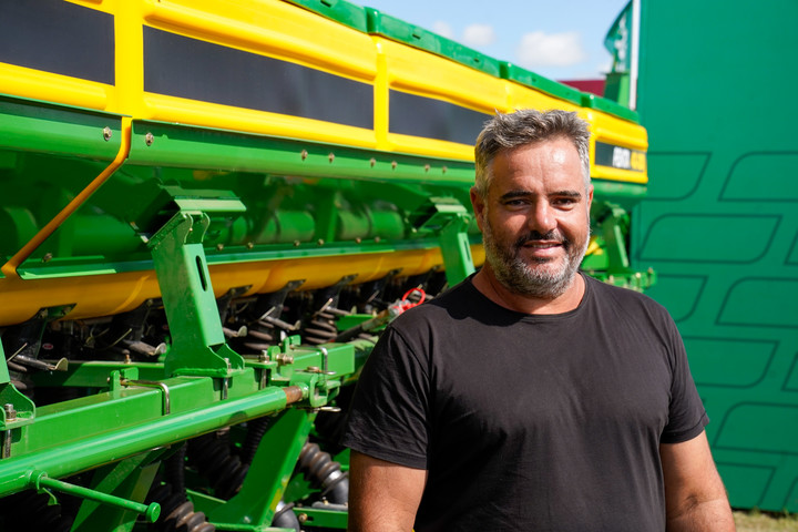 Alexis Astesana, productor agrícola y tambero de Sunchales, Santa Fe. 
 Foto Maxi Failla 