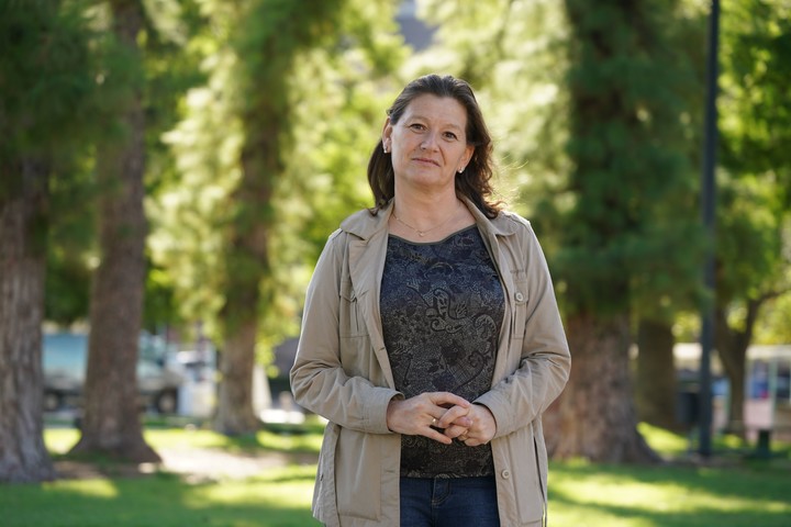 "Pasamos tantas, tantas Amely, vamos a pasar esta otra vez", le dijo Sonia a la bebé a la que rescató. Foto Juano Tesone / Enviado especial 