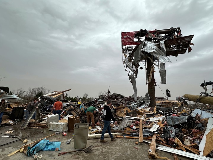 Un barrio arrasado por el temporal en Arkansas. Foto Staci Vandagriff/Arkansas Democrat-Gazette via AP