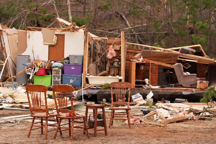 Casi nada en pie: lo que dejó el temporal en Wayne County, Missouri. Foto AP 