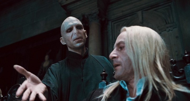 Jason Isaacs, como el malvado Lucius Malfoy, junto al peor, Lord Voldemort, en la saga de Harry Potter.