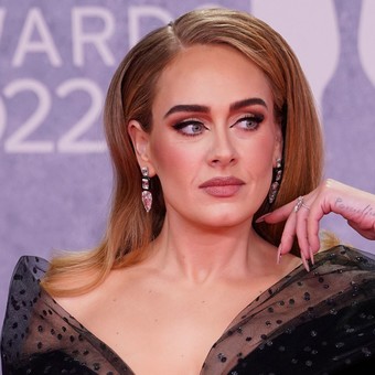 Cuál es el perfume sensual y magnético que Adele usa desde su adolescencia