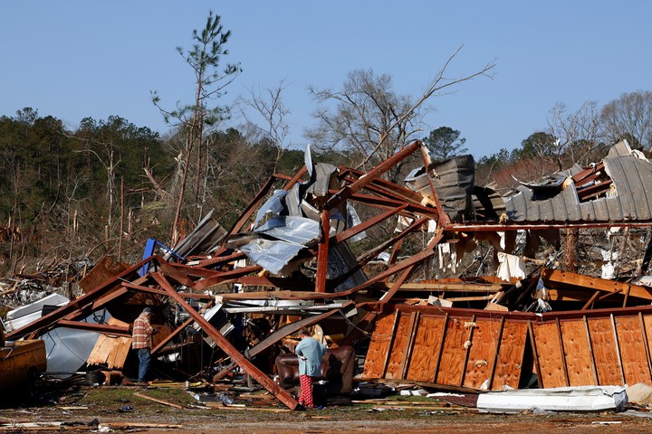 Ya son al menos 35 los muertos por tornados y temporales en Estados Unidos. Foto AP