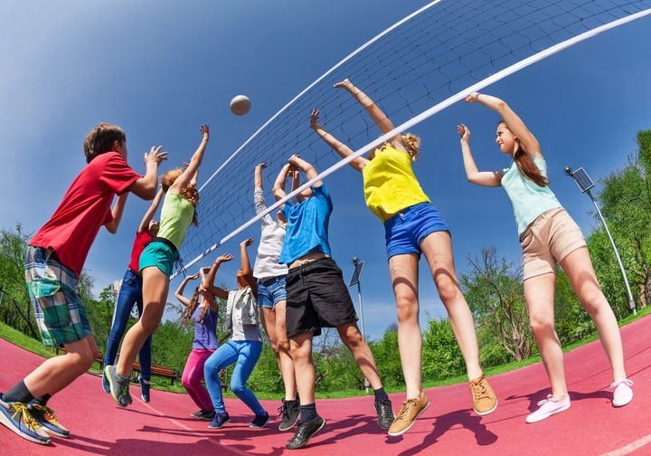 La actividad física es muy importante en la adolescencia. Al igual que la hidratación, el sueño y la dieta equilibrada.