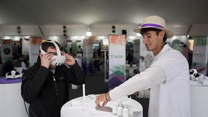 Telecom invitó a conocer innovadoras soluciones de conectividad para mejorar los procesos en el campo.