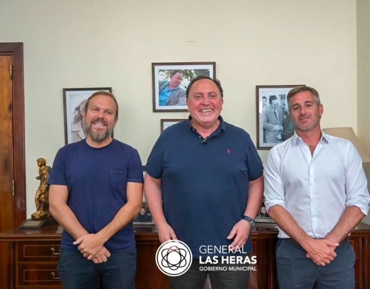 Gastón Granados, en la foto con Javier Osuna y Federico Achával, repasó lo hecho en seguridad.