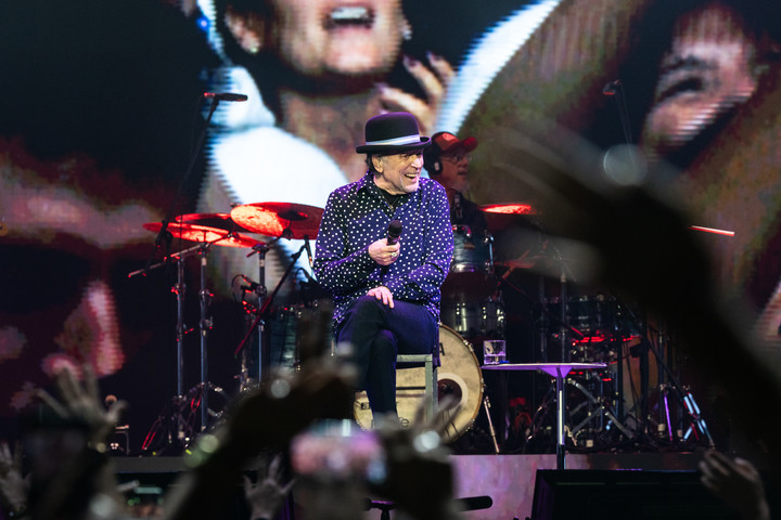 Joaquin Sabina. El principio de su gira "Hola y Adiós" por la Argentina fue una fiesta. Foto: Prensa/Guido Adler