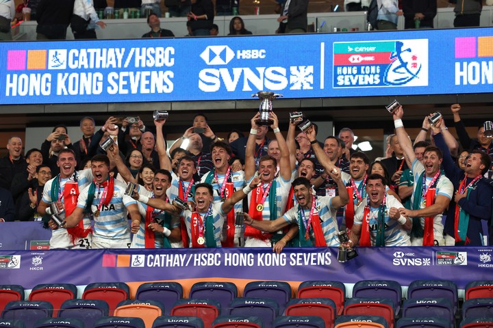 El festejo de Los Pumas 7s tras ganar el final en el Seven de Hong Kong. Foto: Reuters