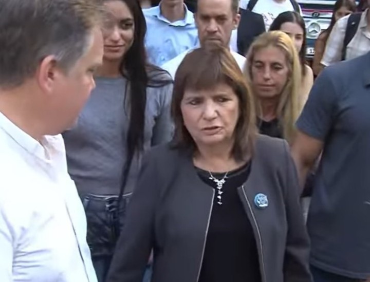 Patricia Bullrich de recorrida por la Ciudad.