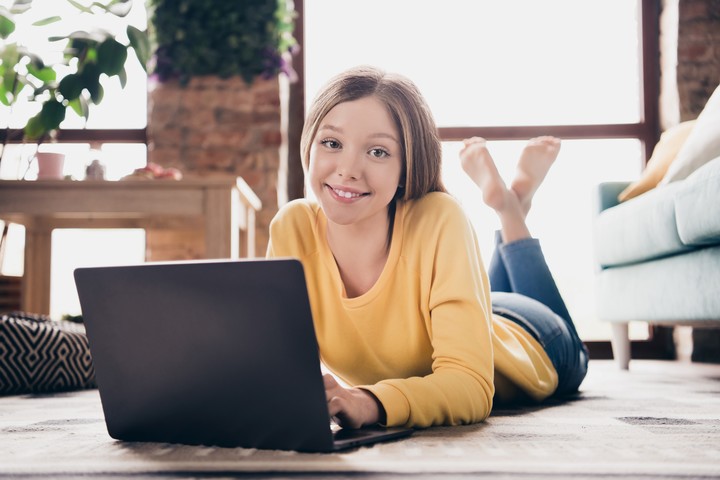 Consejos prácticos para padres. Cómo ayudar a los hijos adolescentes. Una etapa nueva y compleja./ Shutterstock.