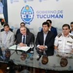 El gobernador de Tucumán y otros funcionarios fueron amenazados por un sentenciado a cadena perpetua: “No le tenemos miedo”