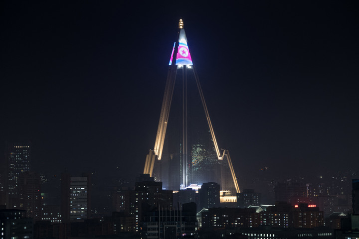 Fotografía del "Hotel de la Perdición" capturada el 9 de abril de  2018. Foto: JONES / AFP.