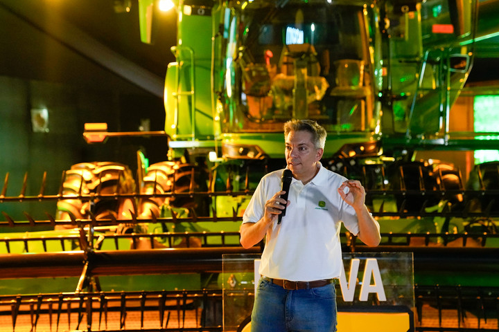 José María Rossi, gerente de Marketing táctico para Argentina de John Deere, en Expoagro. Foto Maxi Failla.