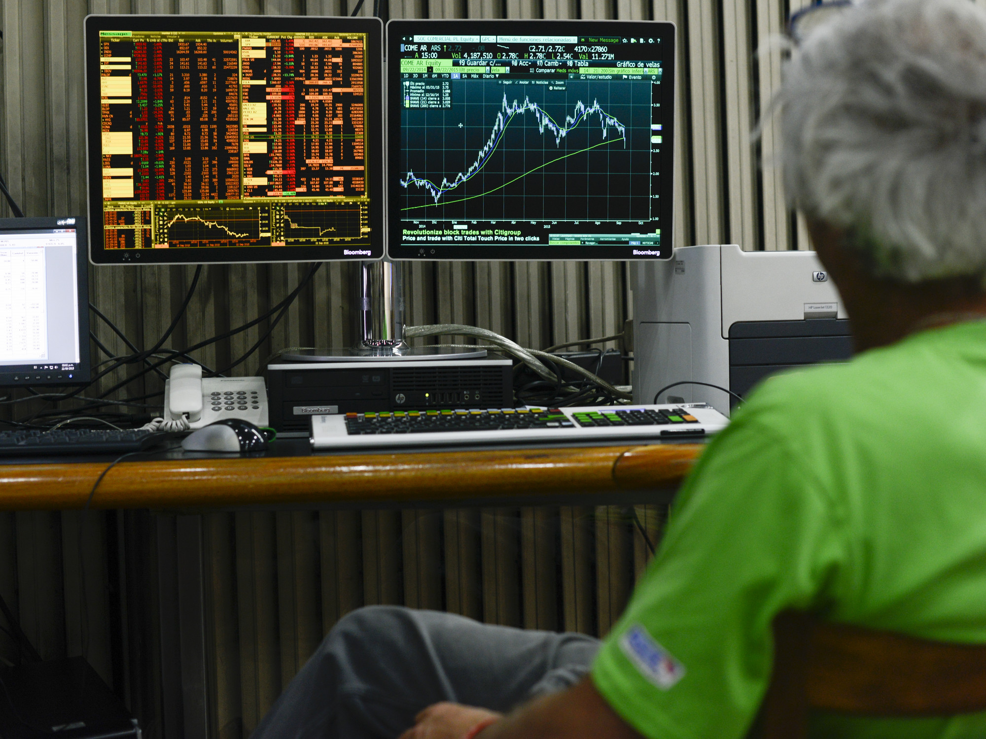 Los bonos y las acciones a veces dan grandes ganancias, pero también tienen sus riesgos. Foto: Andres D'Elia.