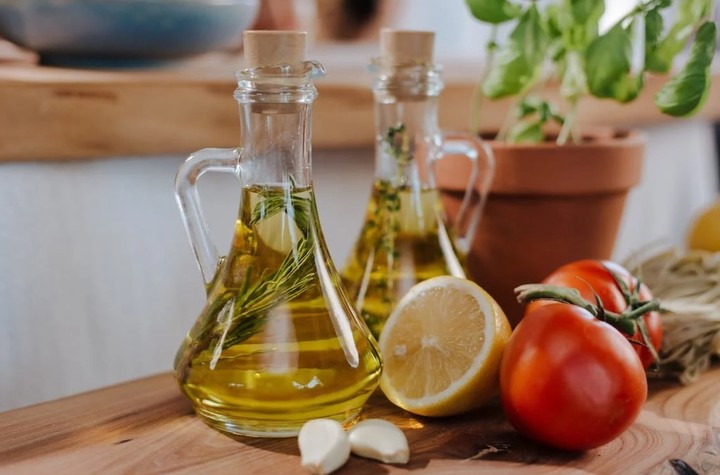 Los aceites vegetales contienen grasas insaturadas, que demostraron mejorar la salud del corazón. Foto: Archivo Clarín.