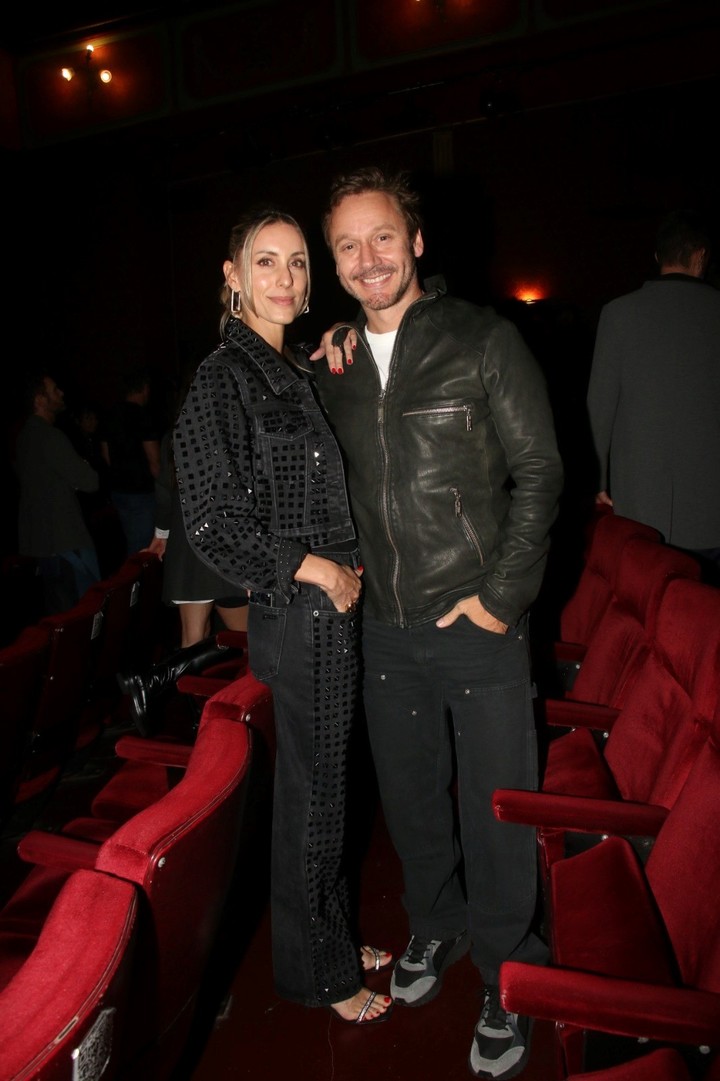 Benjamín Vicuña y Anita Espasandín, en la obra "La cena de los tontos". Foto: Movilpress.