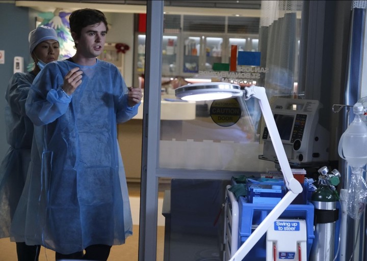 Freddie Highmore, desmitificando mitos. La serie tiene 7 temporadas.
