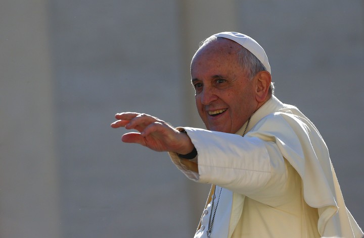 "Su destino de ascendente en Cáncer le permitió quedarse y crecer en la iglesia", dice la astróloga. Foto: REUTERS/Tony Gentile.