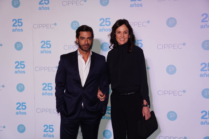 Federico Salvai y Carolina Stanley en la cena de CIPPEC. Foto Marcelo Carroll.
