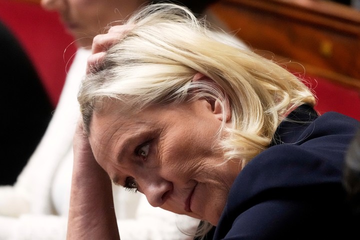 Le Pen fue condenada a 5 años de inelegibilidad para un cargo público. Foto: AP
