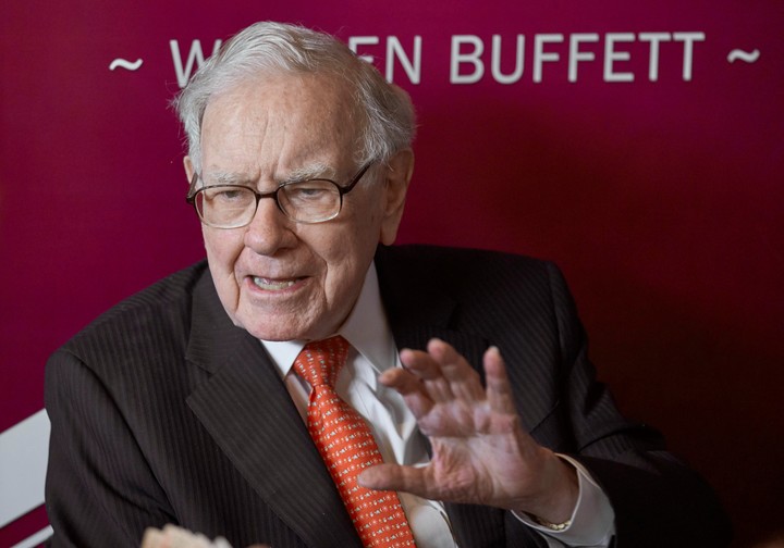 El inversor Warren Buffett es una de las personas más ricas del mundo. (Foto: AP)