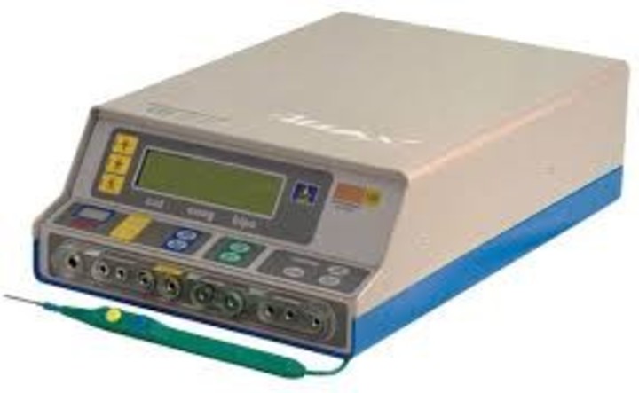 El electrobisturí funciona con calor.