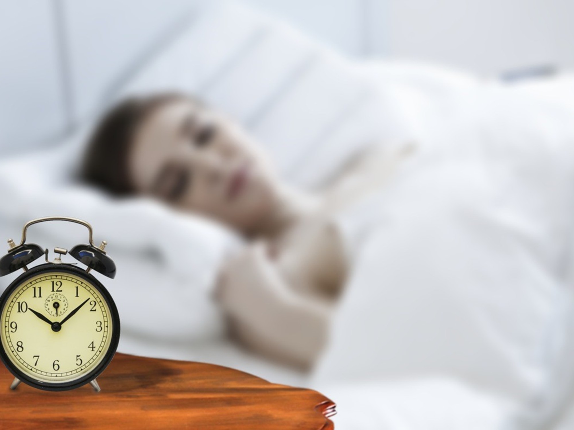 Estado ideal para la salud. Despertarnos con un reloj a pilas o a cuerda. Con el celular lejos, en el living. ¿Podemos?/ Foto: Pixabay.