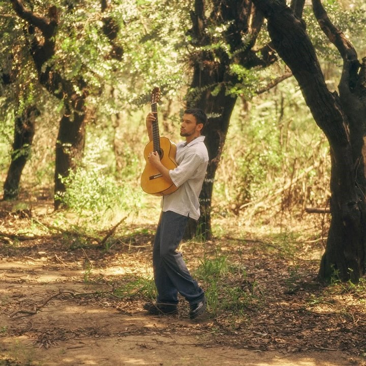 Agus acaba de estrenar su primer tema solista, "Qué hice mal". Foto: Instagram