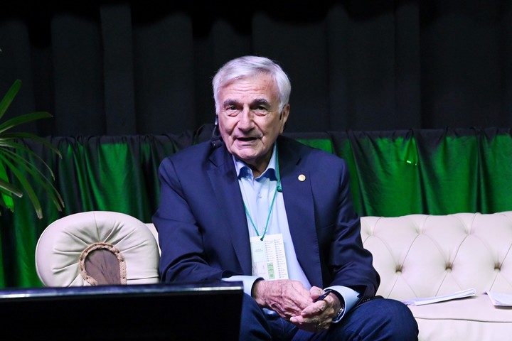 Claudio Zin destacó la importancia de alimentarse en familia.