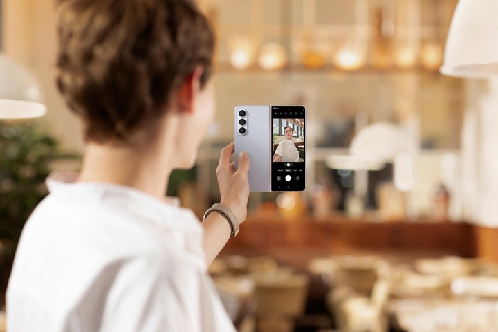 El celular plegable Galaxy Z Fold5, en oferta. Foto: Archivo.