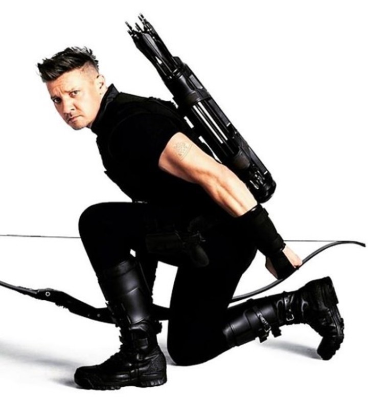 Jeremy Renner (@renner4real)