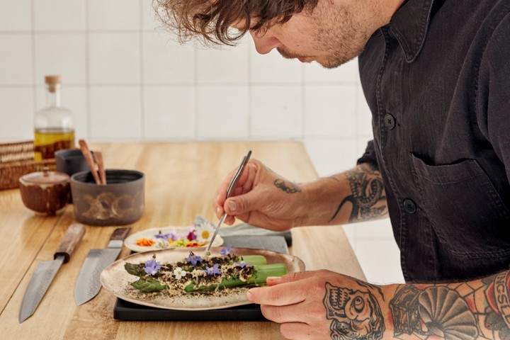 Airbnb ofrece la posibilidad de contratar chefs privados. Gentileza Airbnb. Foto Carlos Chavarría