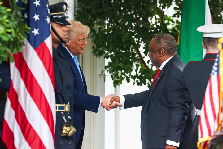 Donald Trump recibió en la Casa Blanca a su par de Sudáfrica, Cyril Ramaphosa. Foto EFE 