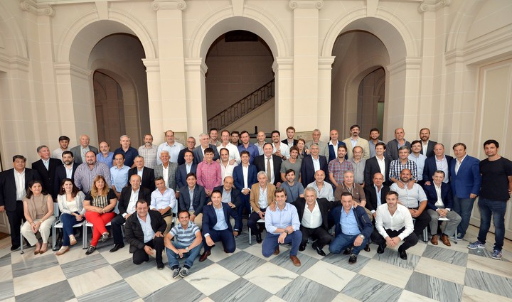 52 intendentes peronistas no pueden presentarse a un nuevo mandato en 2027.