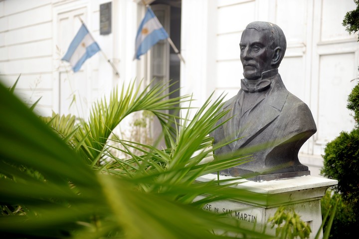 El instituto Sanmartiniano será rebajado a la categoría de museo. No lo disolverían porque está creado por ley y su sede fue una donación.