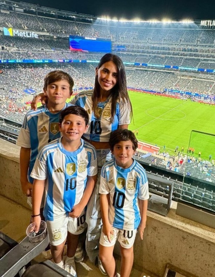Antonela habló sobre la crianza de sus tres hijos. Foto: Instagram.
