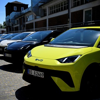 BYD, el mayor fabricante de autos electrificados en el mundo llega al país: cuándo y qué modelos venderá