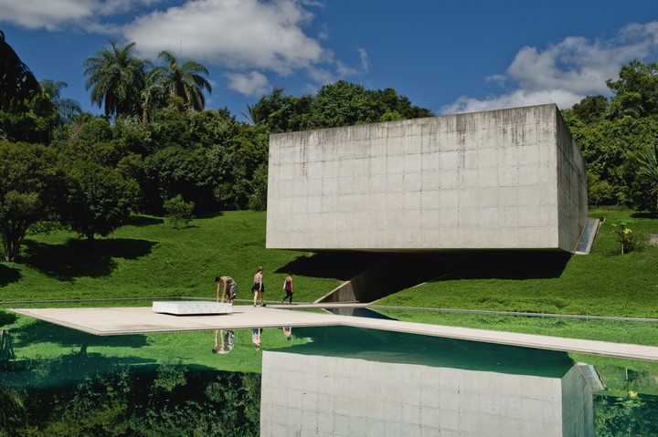 El Instituto Inhotim está en un ambiente de gran diversidad, a 60 km de Belo Horizonte. Foto  Inhotim.