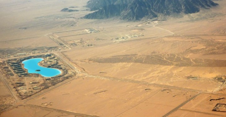Desde el cielo, una imagen de una de las psicinas más grandes del mundo (Foto: Crystal Lagoons)