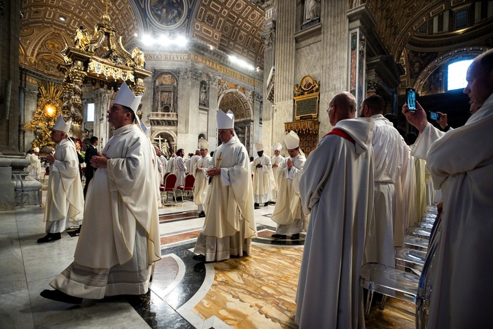 Los cardenales se preparan para el cónclave que comienza el próximo miércoles en el Vaticano. Foto: EFE 