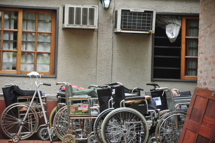 Los directivos del geriátrico desaparecieron el fin de semana del brote. Foto Archivo / Lucia Merle