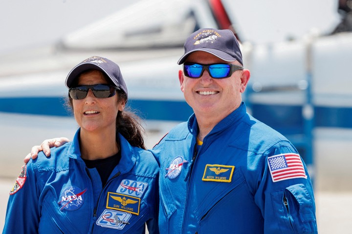 los astronautas Butch Wilmore y Suni Williams estuvieron varados 9 meses en el espacio. Foto: Reuters.